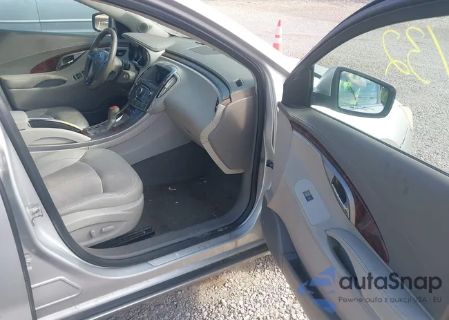 1G4GC5EG8AF128232: 42716132