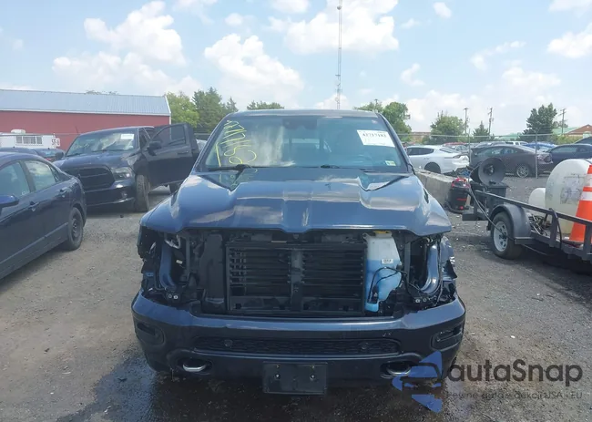 1C6SRFHT4MN525904: 42717182