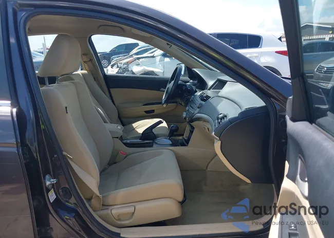 1HGCP2F37CA011566: 42717242