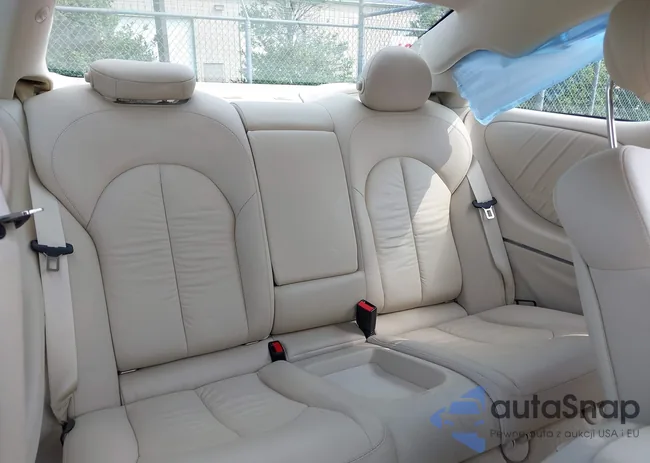 WDBTJ56H18F240864: 42717445