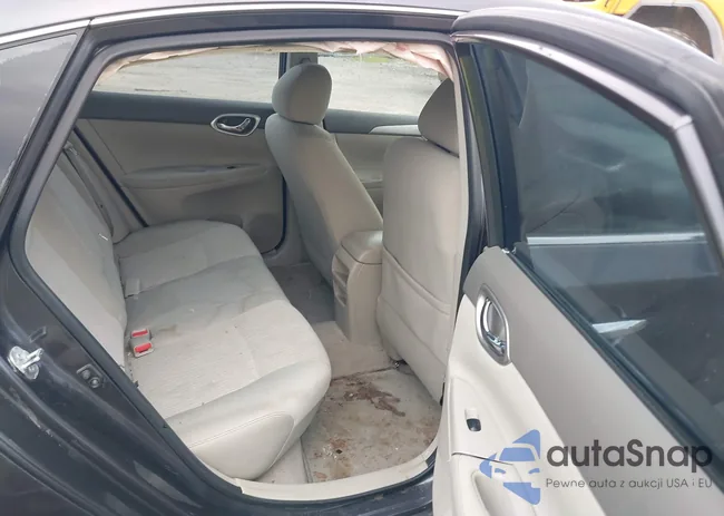 3N1AB7AP5EY282672: 42717552