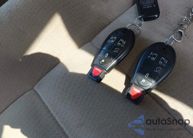 2C4RDGCG7GR387790: 42717555