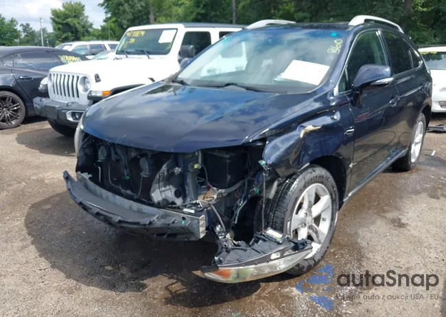 JTJBK1BA9A2402570: 42717564