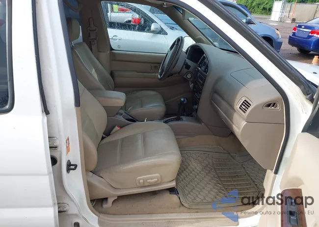 JN8DR07Y61W510391: 42717631