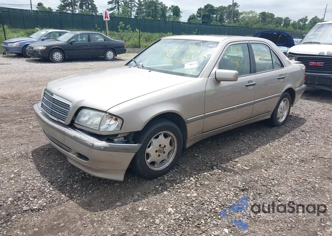 WDBHA24G8XA735105: 42717680