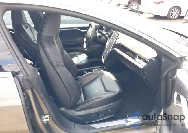 5YJSA1E12FF112483: 42717681