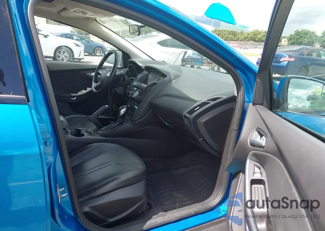 1FADP3J27EL204904: 42716856