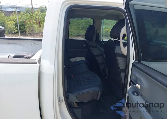 1C6RR6GG3DS513621: 42716922