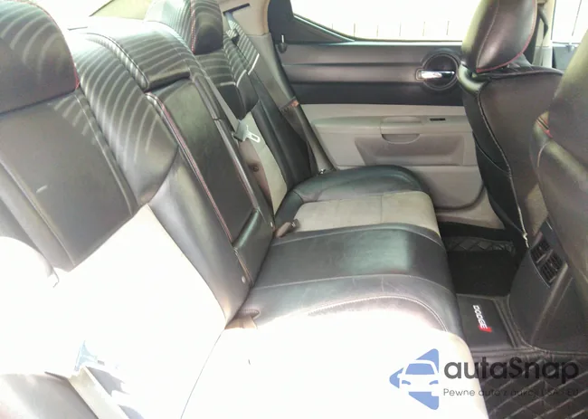 2B3LA73W77H689979: 42717100