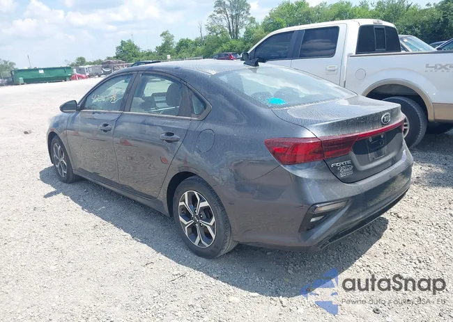 3KPF24AD4KE101940: 42717173