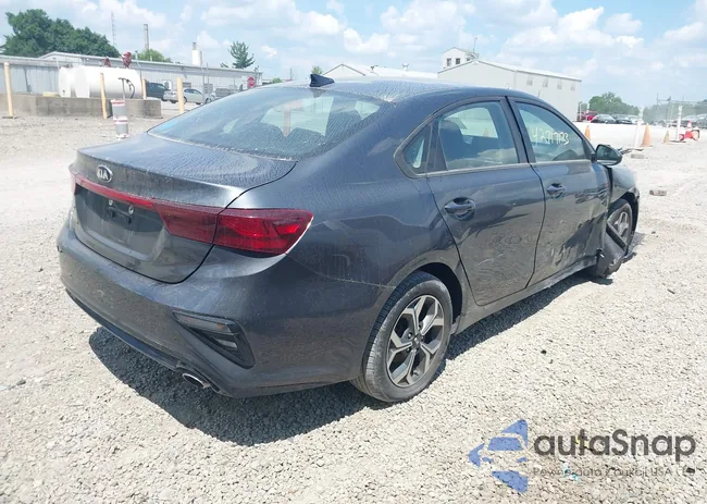 3KPF24AD4KE101940: 42717173