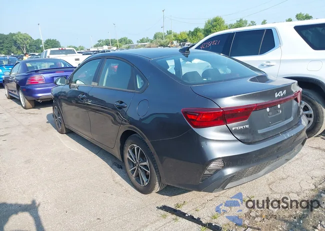 3KPF24AD7RE839712: 42718311