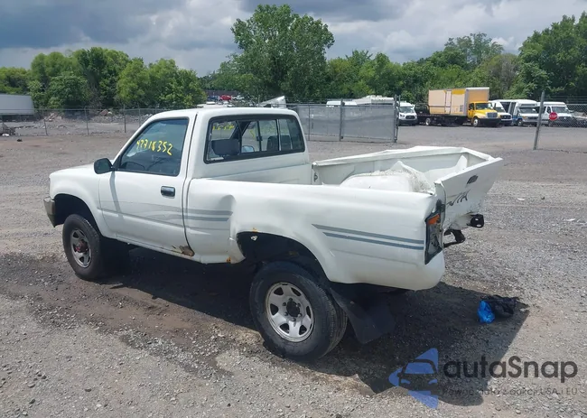 JT4RN01P7M7047320: 42718352