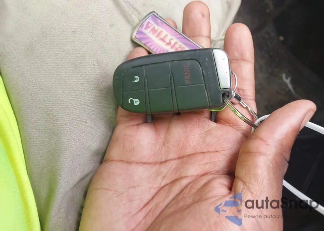 1C4RJFAG9GC450077: 42718395