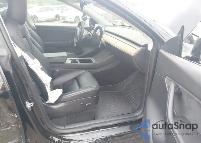 5YJYGDEE6MF305973: 42718464