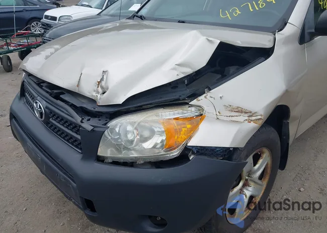 JTMBD33V986078033: 42718499