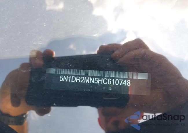 5N1DR2MN5HC610748: 42718596