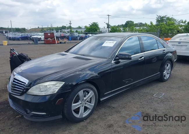 WDDNG7BBXAA332764: 42718704