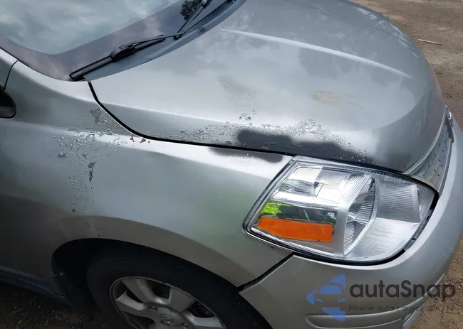 3N1BC13E38L455679: 42718723