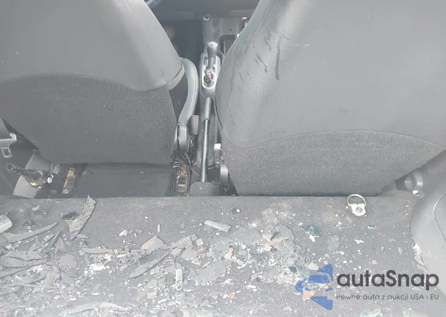 WMEEJ3BA7FK798215: 42717823