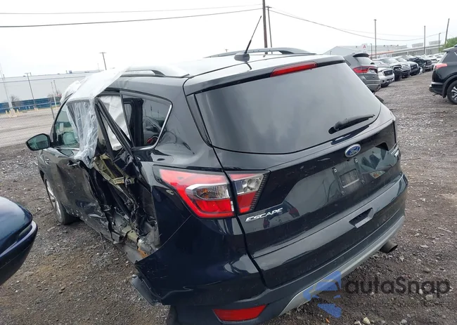 1FMCU9JD5HUE03852: 42717954