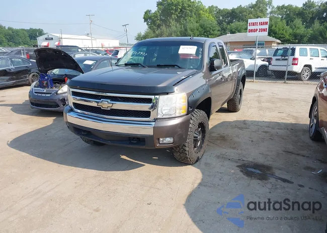 2GCEK19J281204672: 42717977