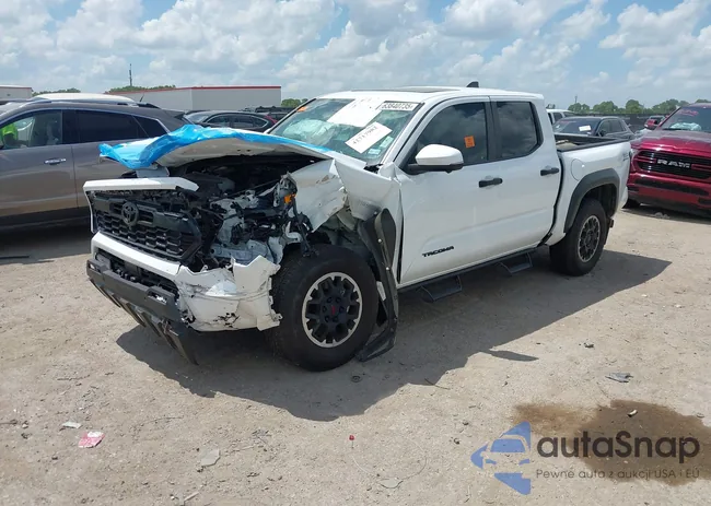 3TYLB5JN3RT028176: 42717982