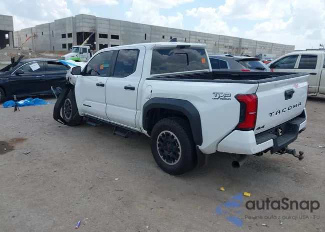 3TYLB5JN3RT028176: 42717982