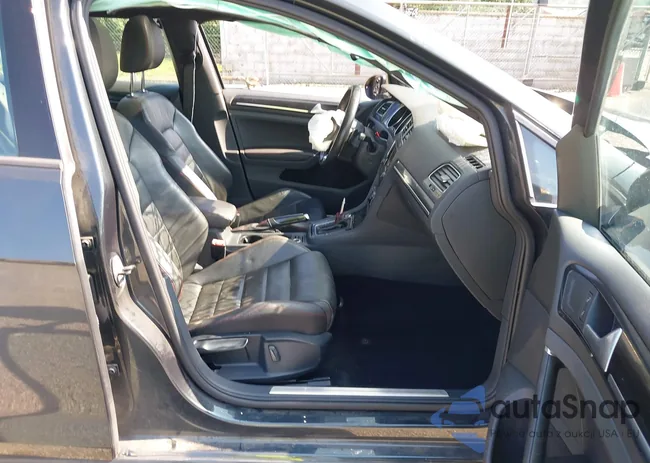 3VW4T7AU3FM098379: 42718058