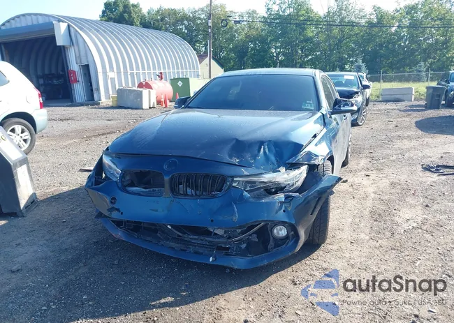 WBA4C9C53FD331240: 42718140