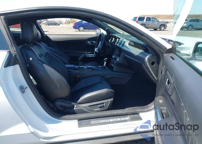 1FA6P8TH5J5125057: 42719197