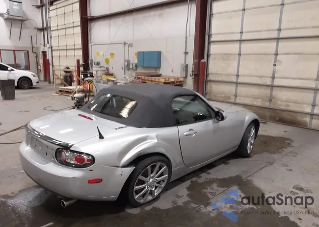 JM1NC25F570131344: 42719421