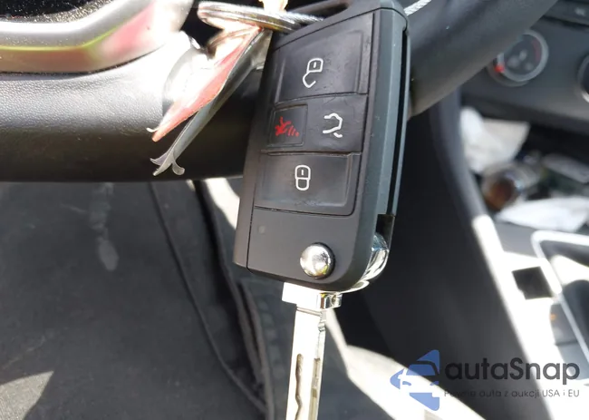 3VWBM7BU6NM033320: 42719427