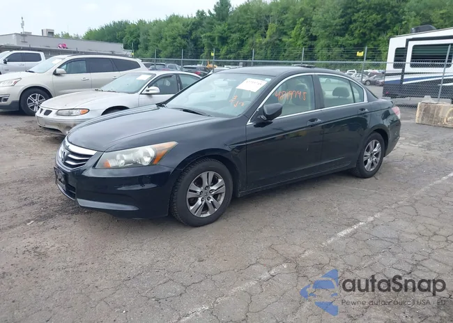 1HGCP2F46BA067652: 42719745