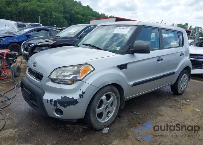 KNDJT2A18B7715116: 42719759