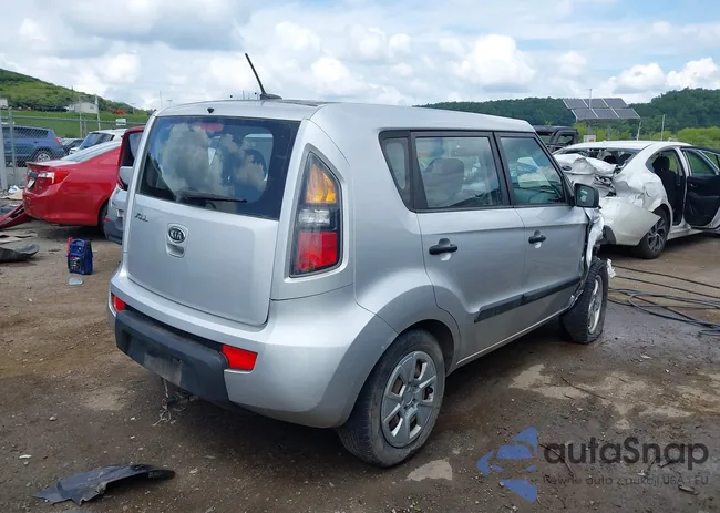 KNDJT2A18B7715116: 42719759