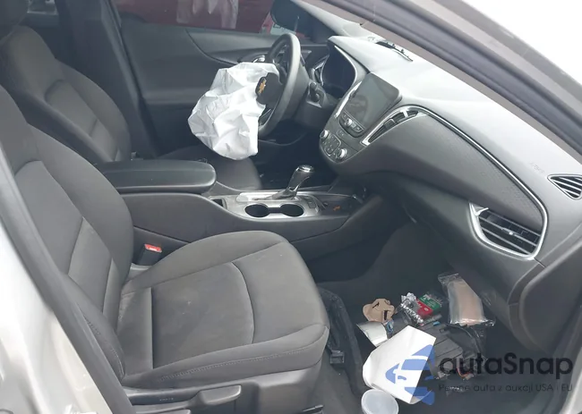 1G1ZD5ST5LF052847: 42718786