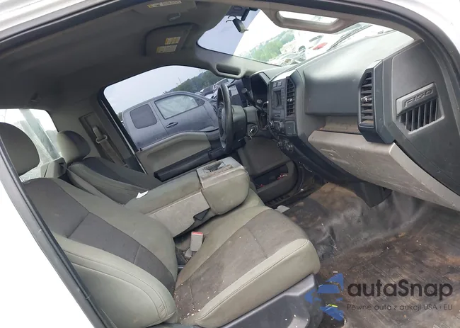 1FTMF1C83FKE31694: 42718841