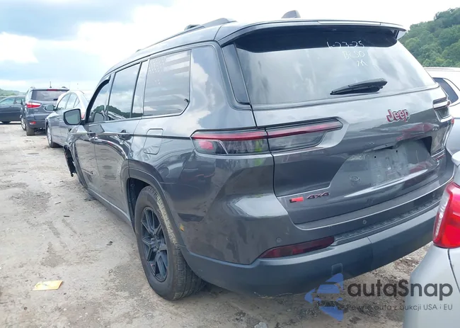 1C4RJKAG1P8845592: 42718897