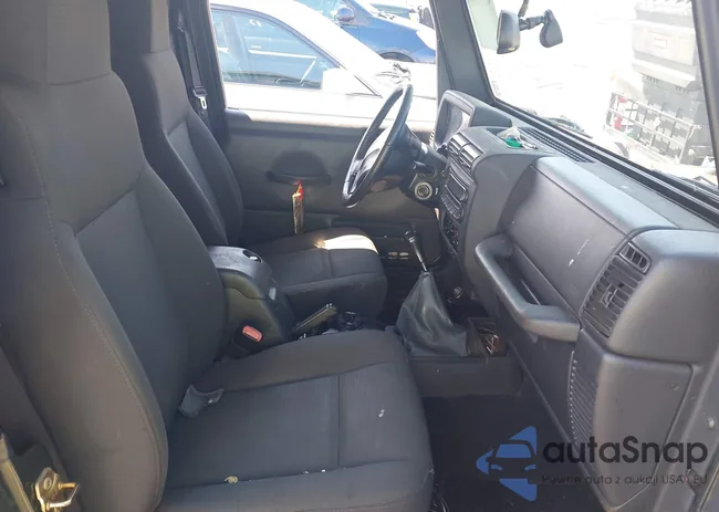 1J4FA44S36P776532: 42718899