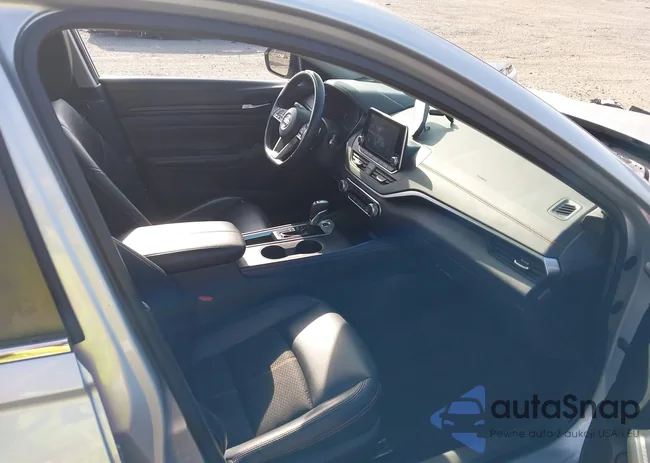 1N4BL4CV9MN364947: 42719102