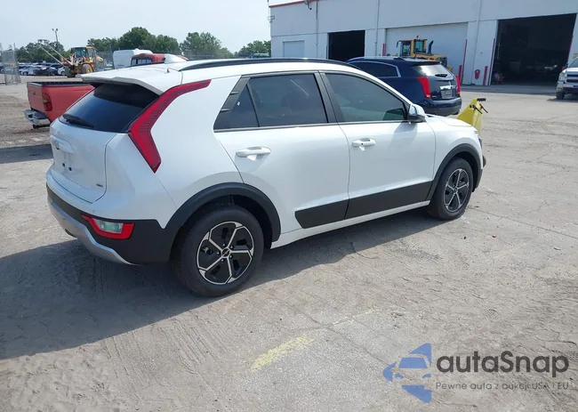 KNDCR3LE0R5204356: 42720260