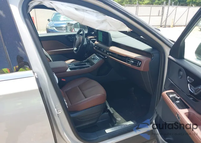 5LM5J7WC4SGL12838: 42720282