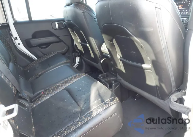 1C68JTFG7PL523716: 42720301