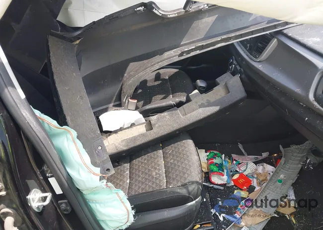 3KPA24AB9JE081417: 42720375