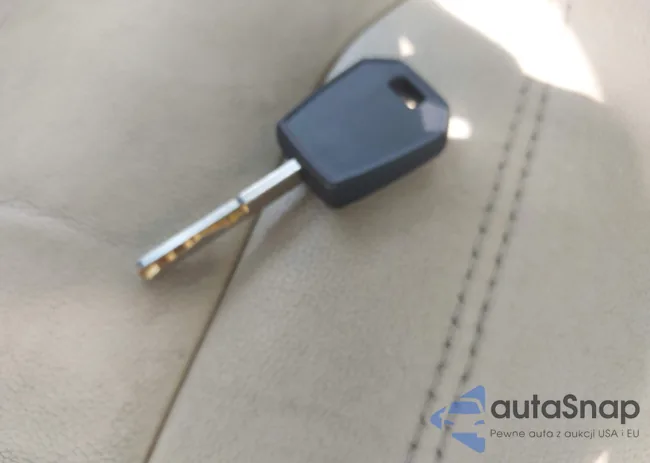 3FA6P0LU8DR265460: 42720385