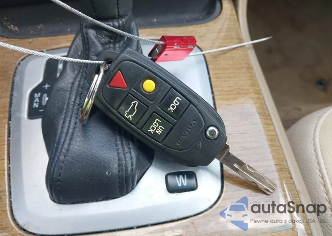 YV4952CZ4B1593953: 42720494