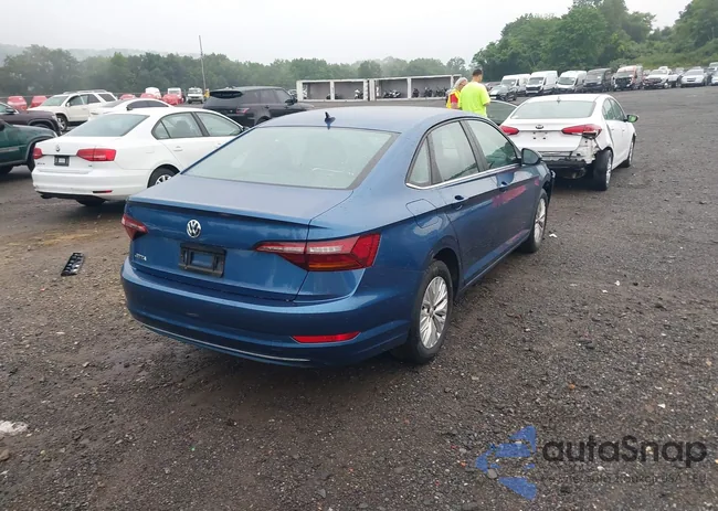 3VWC57BU1KM053181: 42720559