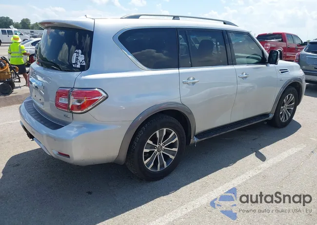 JN8AY2NC6H9512465: 42720575