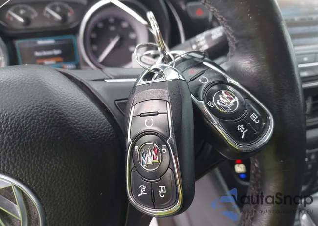 LRBFX2SA9LD015261: 42720593